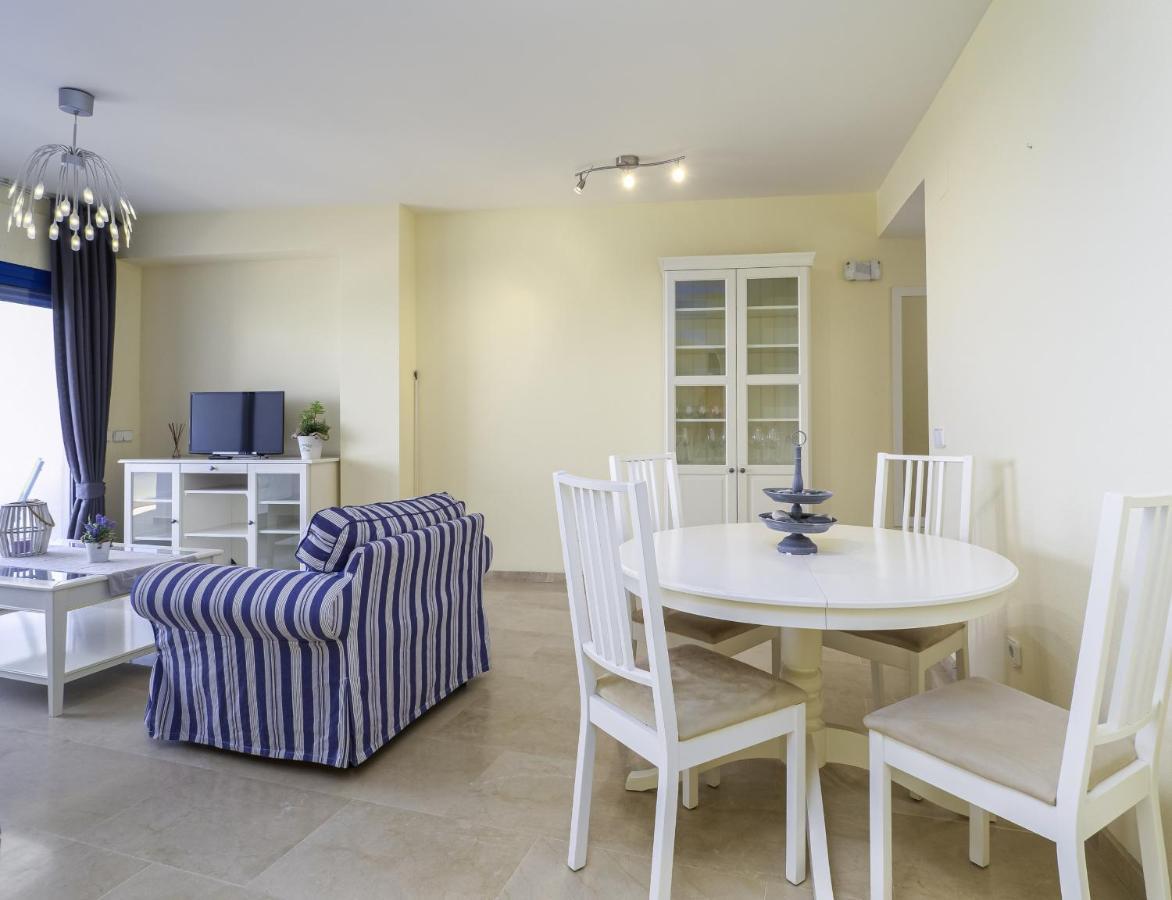 2307-Amazing 2Bedrooms Sea View Pool View مانيلفا المظهر الخارجي الصورة