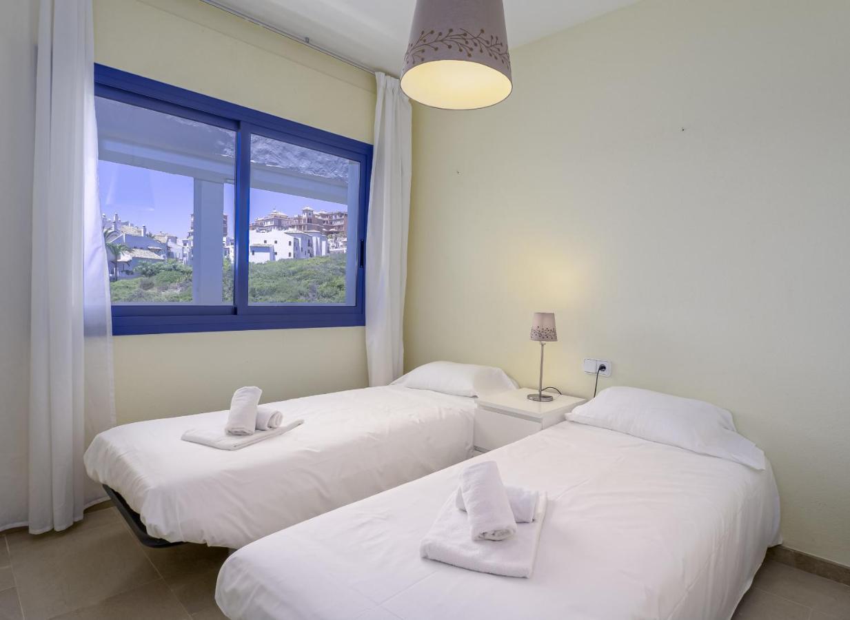 2307-Amazing 2Bedrooms Sea View Pool View مانيلفا المظهر الخارجي الصورة