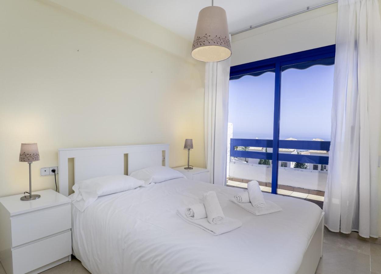 2307-Amazing 2Bedrooms Sea View Pool View مانيلفا المظهر الخارجي الصورة